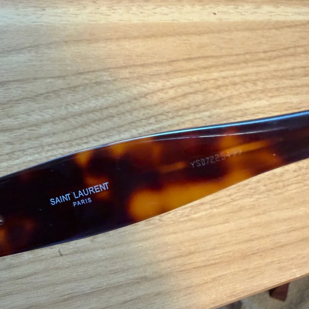 Saint Laurent Brown Tortoise Sunglasses - Picture 5 of 7